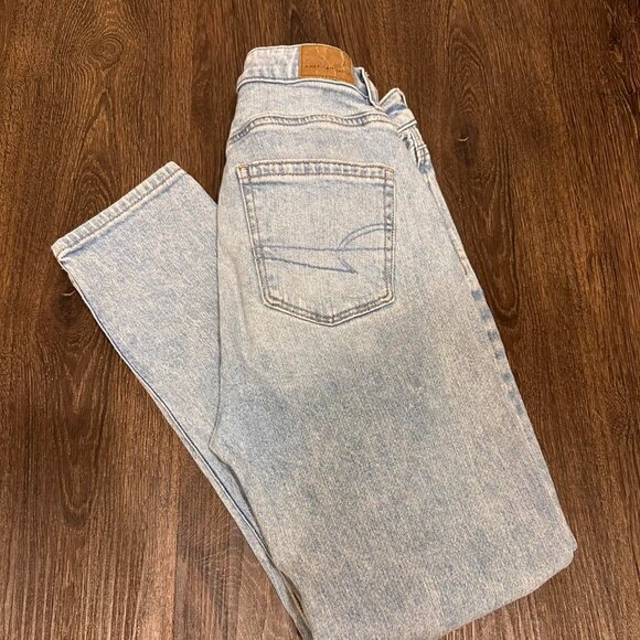 Women's Blue Jeans - Picture 3 of 4